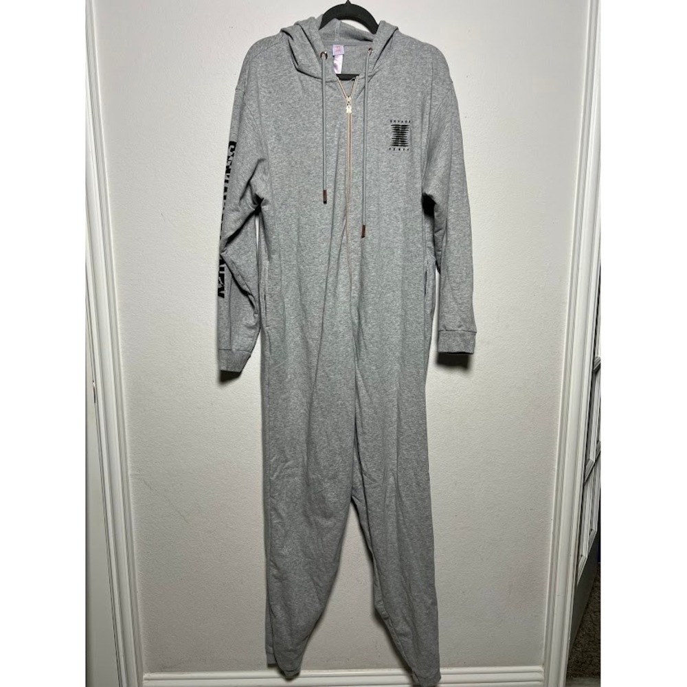 Savage X Fenty Hooded Jumpsuit 1X Gray Womens Streetwear Graphic Zip Loungewear